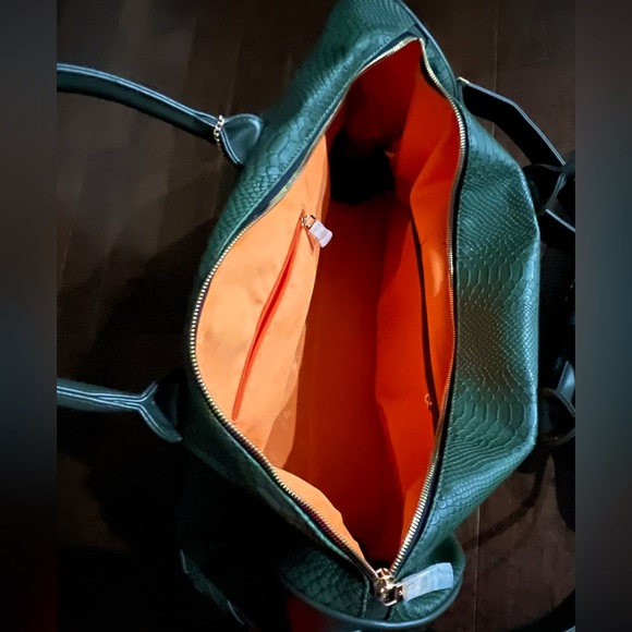 NWT TOTE & Carry OLIVE GREEN APOLLO 1 SNAKESKIN LUGGAGE SET - Picture 14 of 16